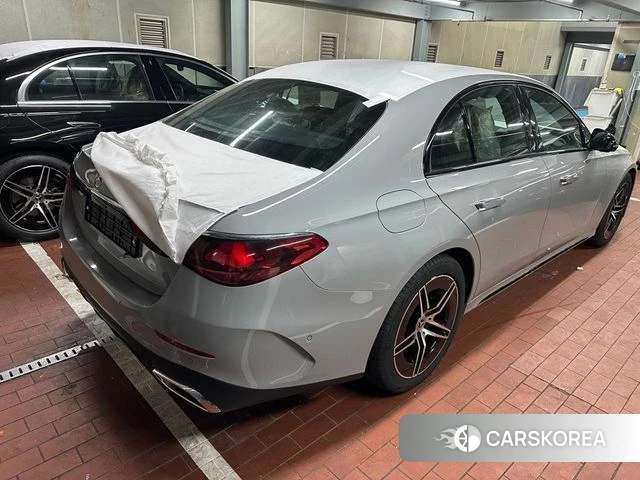 Mercedes-Benz E-Class W214 2026 Цвет галактики из Кореи, фото 2