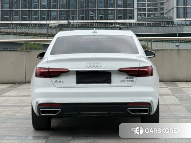 Audi A4L id 4272855 из Китая 10