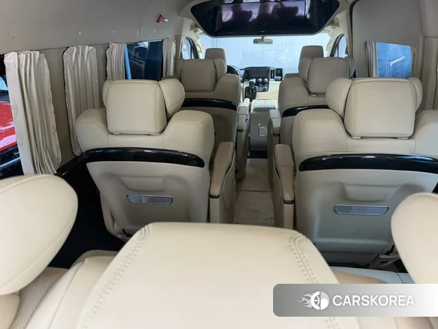 Toyota Hiace id 4358953 из Китая 12