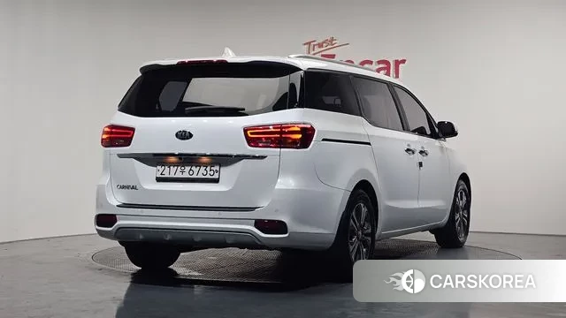 Kia The New Carnival id 3687560 из Кореи 12