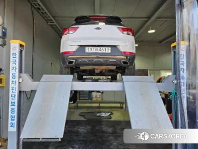 Chevrolet (GM Daewoo) Trailblazer 2021 Белый из Кореи, фото 2