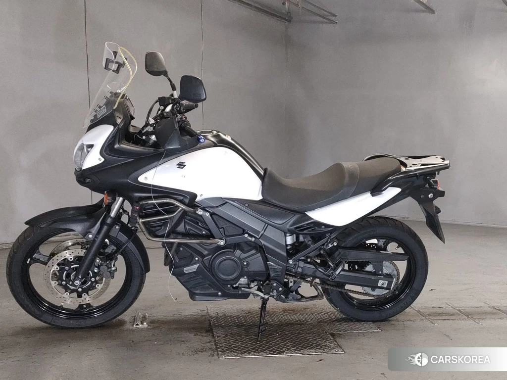Проданный Suzuki V-STROM 650 DL650 2013 из Японии