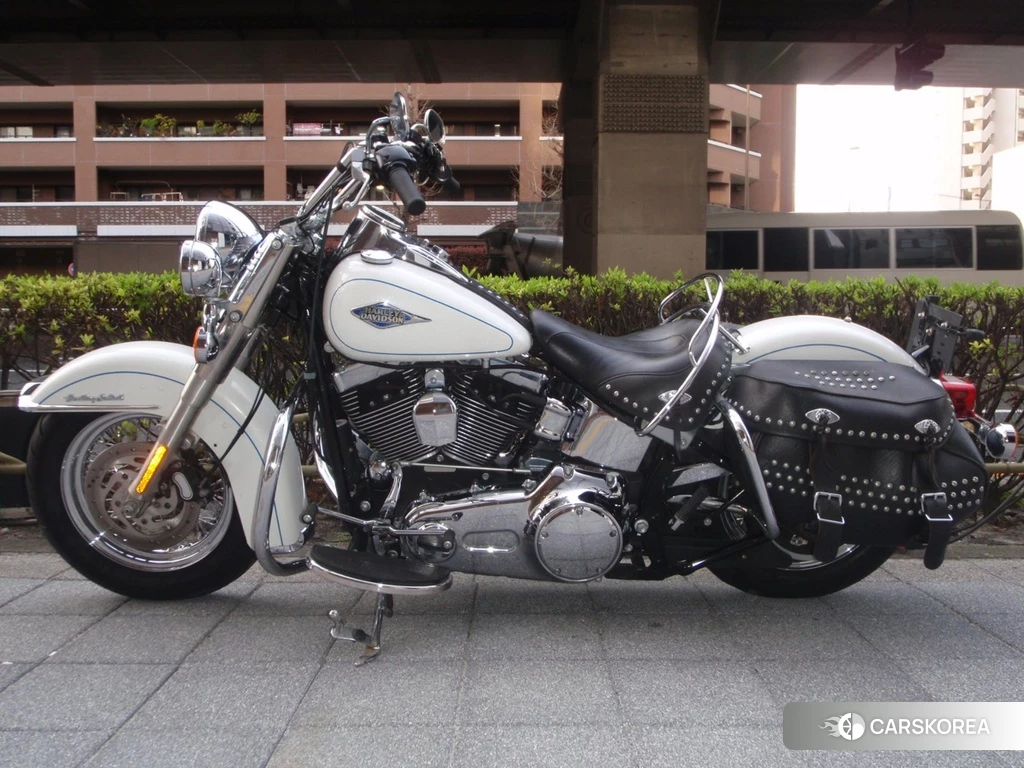Проданный Harley-Davidson Heritage Softail Classic FLSTC 2013 из Японии, фото 2