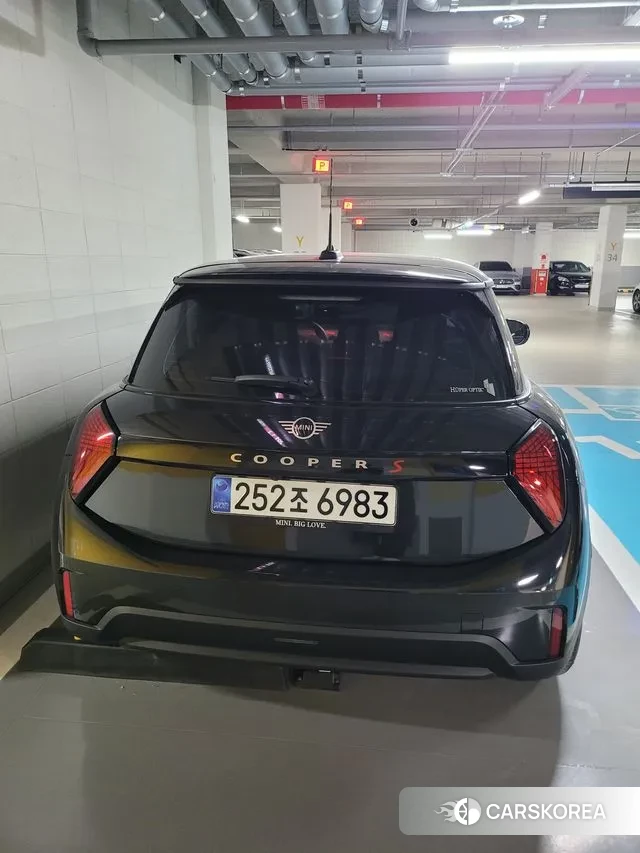 Mini Cooper S 4th Generation 2025 Черный из Кореи, фото 2