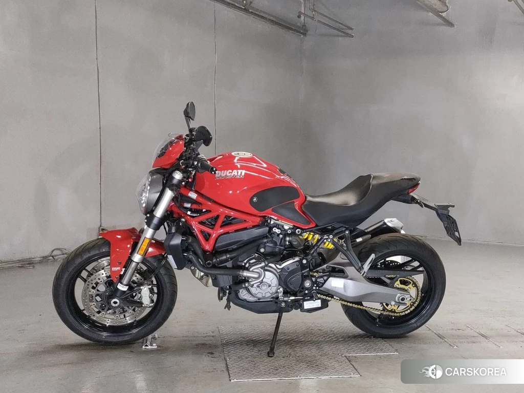 Проданный Ducati MONSTER 821 2018 из Японии