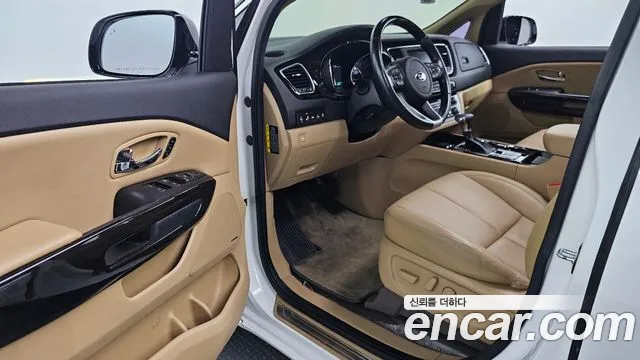 Kia The New Carnival id 2760891 из Кореи 12