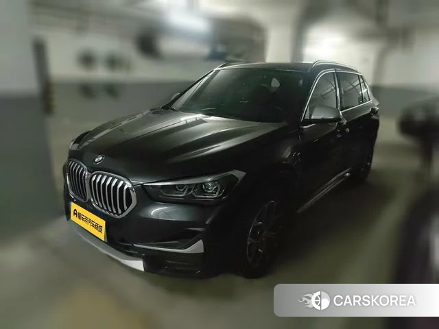 BMW X1 2021 Темно-серый из Китая, фото 2
