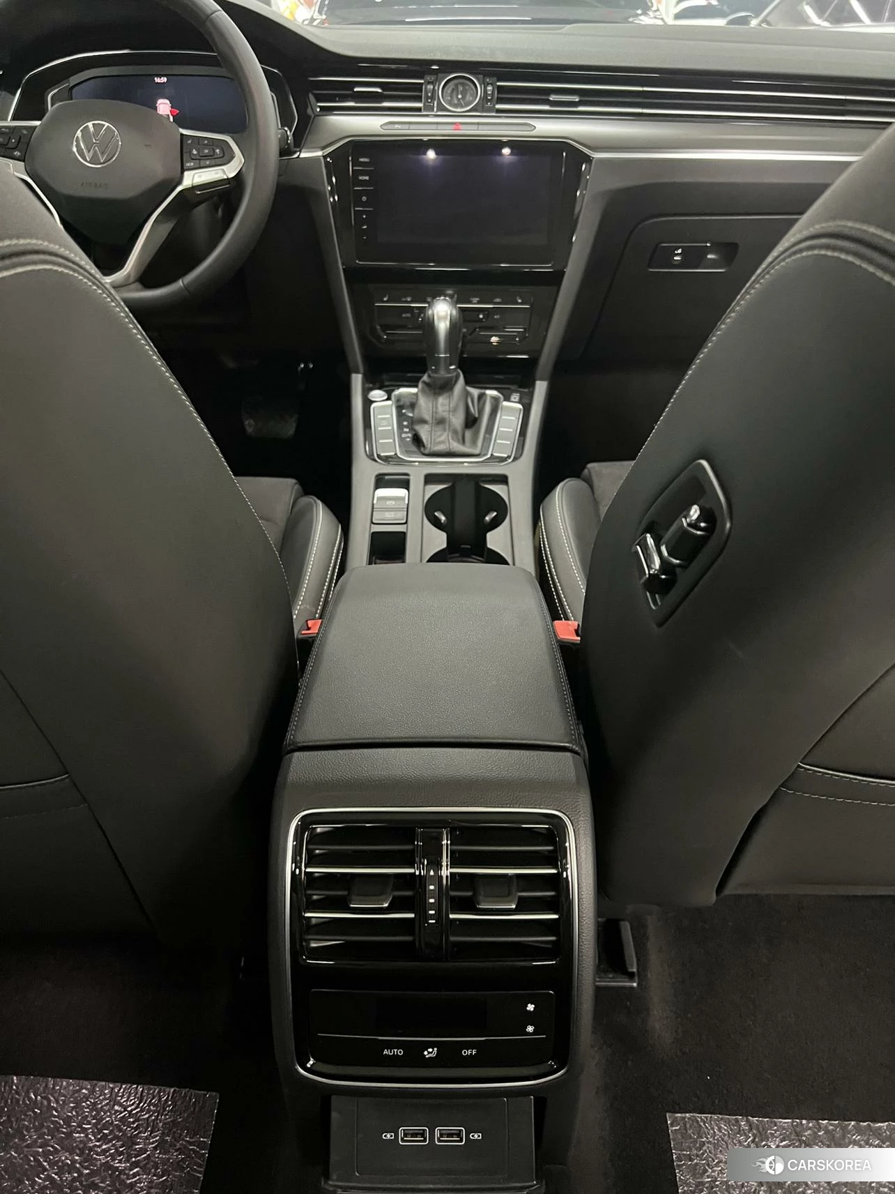 Volkswagen Magotan id 4419301 из Китая 11