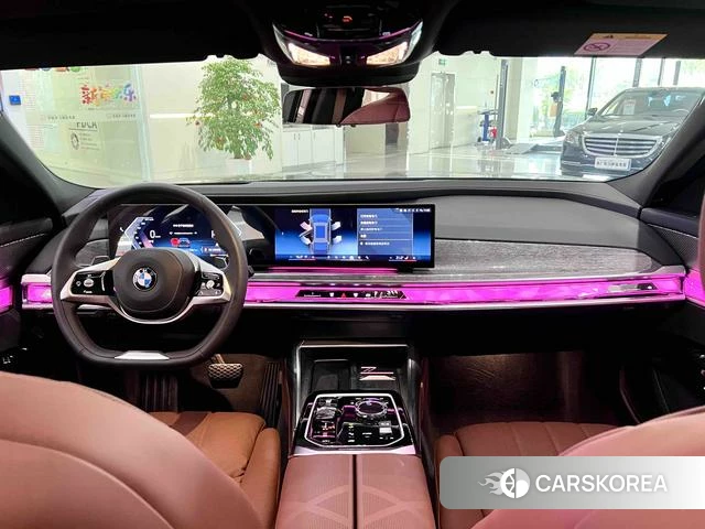 BMW 7 series 2025 Черный из Китая, фото 2