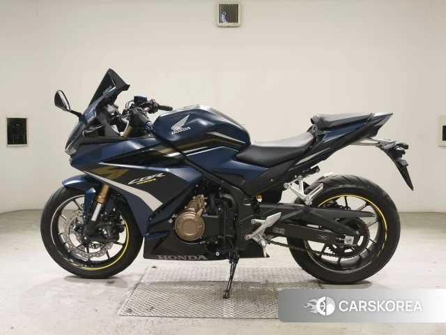 Проданный Honda CBR400R 2023 из Японии, фото 2