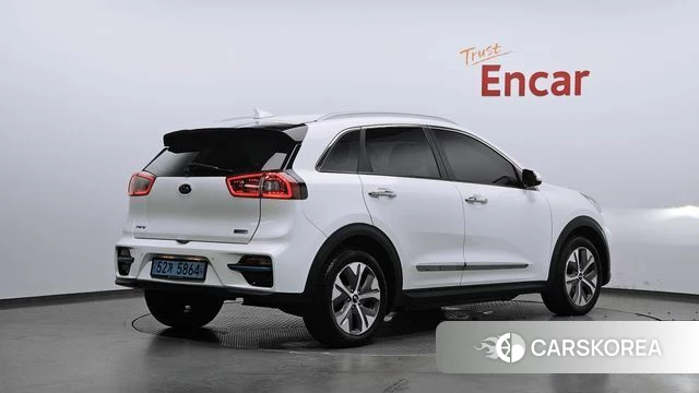 Kia Niro EV id 4637889 из Кореи 12