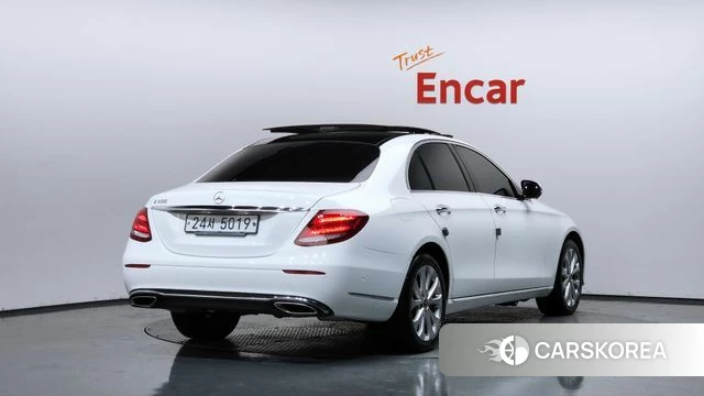 Mercedes-Benz E-Class W213 id 4562981 из Кореи 12