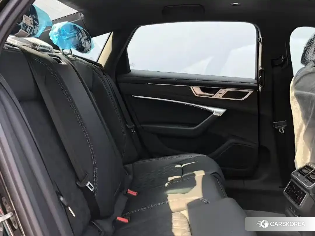 Audi A6L 2026 Черный из Китая, фото 2