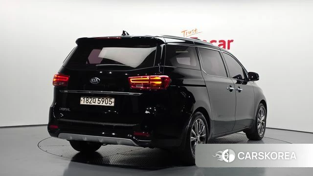 Kia The New Carnival id 4477516 из Кореи 12