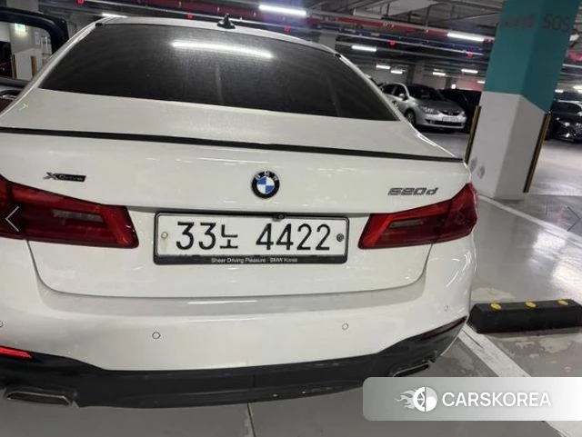 BMW 5 Series (G30) 2018 Белый из Кореи, фото 2