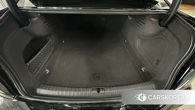 Audi A6L id 4365893 из Китая 10