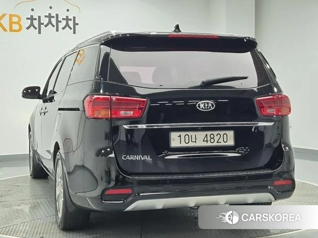Kia The New Carnival id 4654230 из Кореи 10