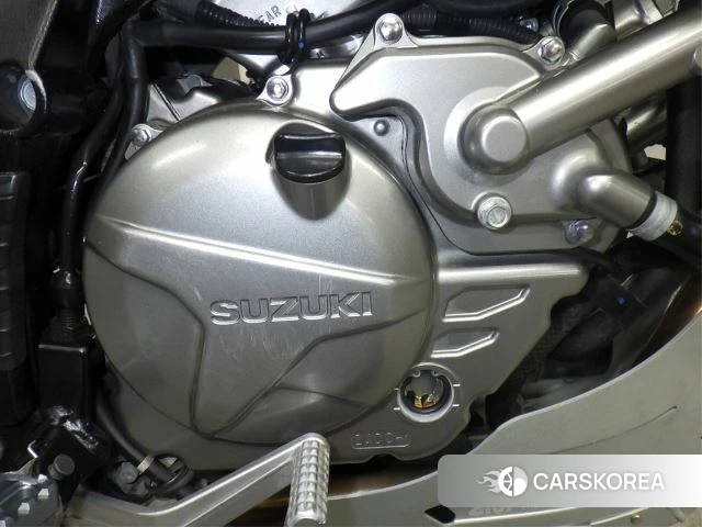 Engine photo