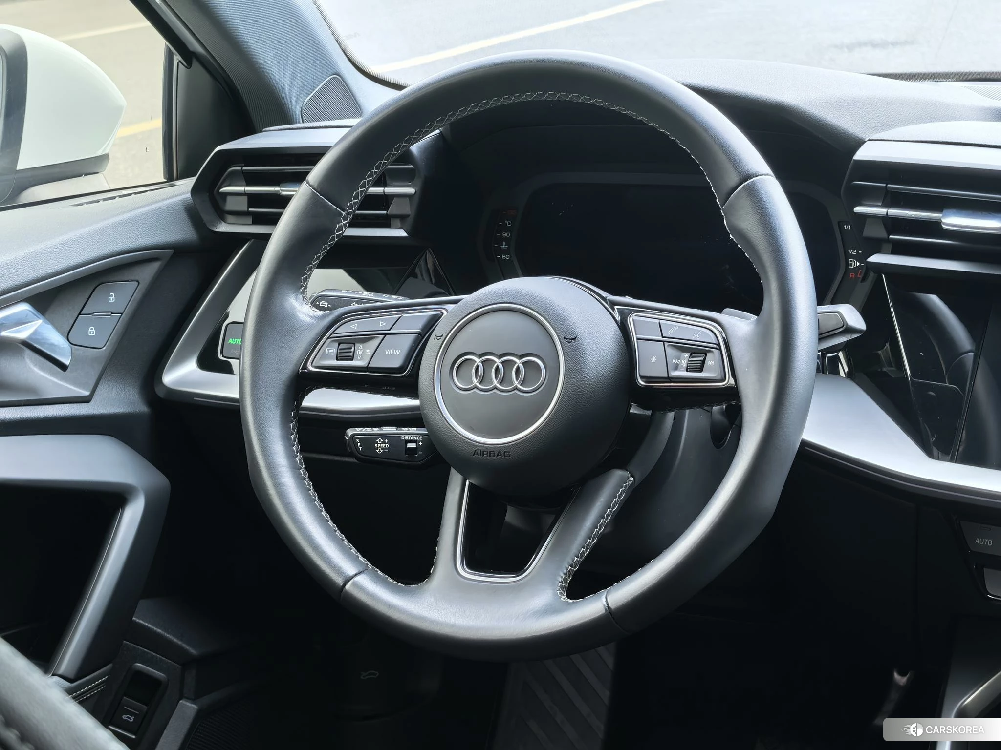 Audi A3 2023 Белый из Китая, фото 3