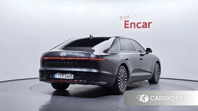 Hyundai Grandeur Hybrid (GN7) id 4414324 из Кореи 12