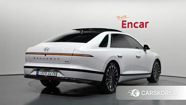 Hyundai Grandeur (GN7) id 4432701 из Кореи 12