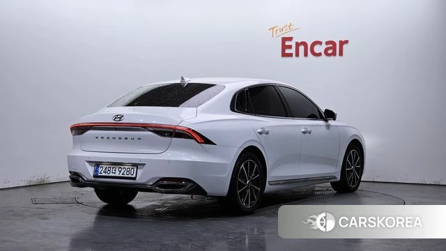 Hyundai The New Grandeur IG id 4018565 из Кореи 12