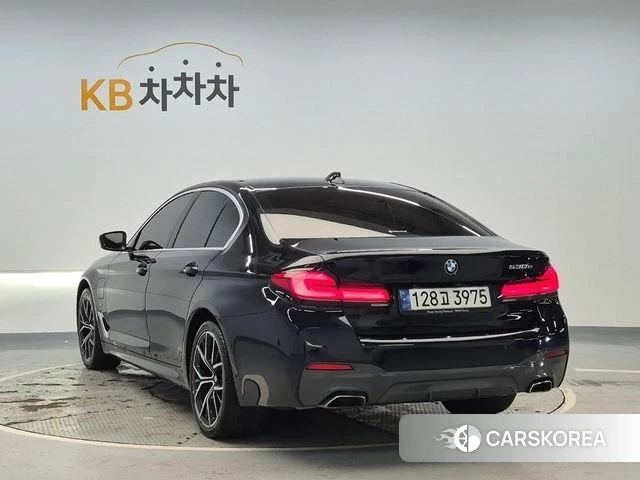 BMW 5 Series (G30) id 4632044 из Кореи 11