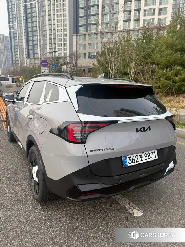 Kia The New Sportage 5th Generation Hybrid 2026 Серебристо-серый из Кореи, фото 2