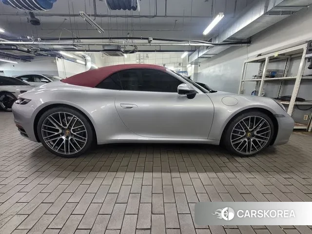 Porsche 911(992) 2024 Серебряный из Кореи, фото 2