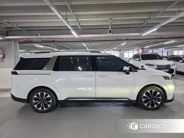 Kia Carnival 4th generation 2023 Белый из Кореи, фото 2