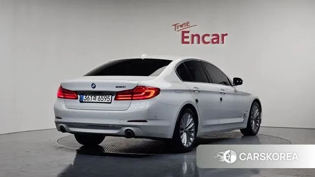 BMW 5 Series (G30) id 3499582 из Кореи 12