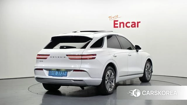 Genesis Electrified GV70 id 3827000 из Кореи 12