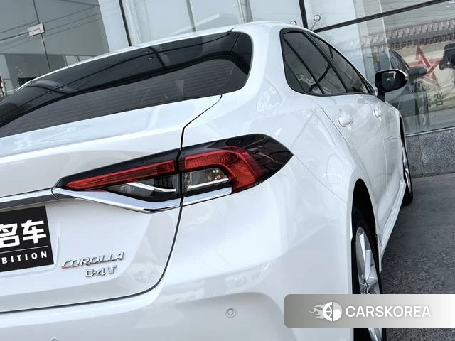 Toyota Corolla id 4272422 из Китая 9