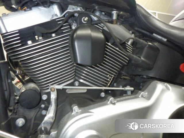 Engine photo