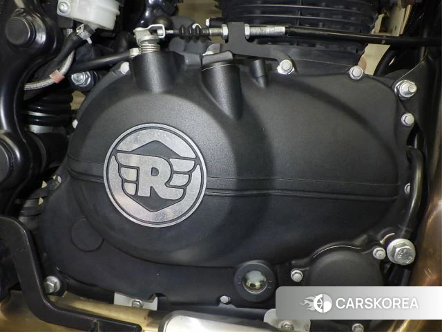Engine photo