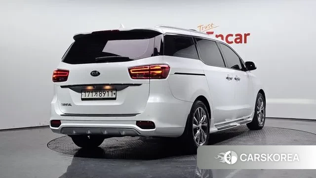 Kia The New Carnival id 3748072 из Кореи 12