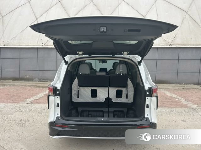 Toyota Grevia id 4257406 из Китая 8