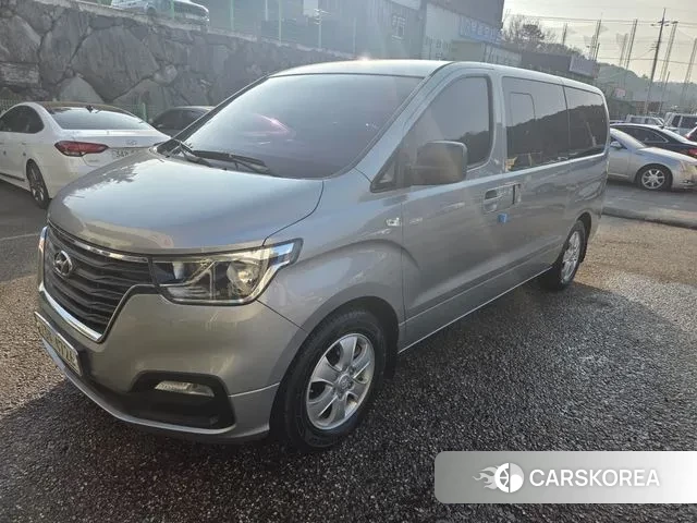 Hyundai The New Grand Starex id 3641679 из Кореи 9