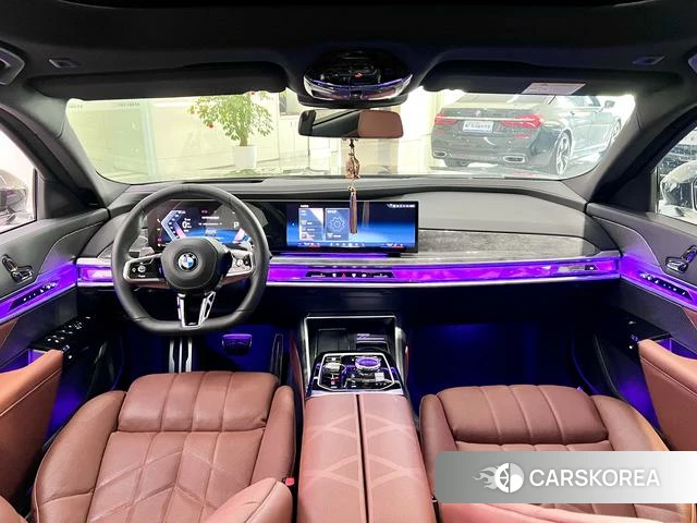 BMW 7 series 2023 Темно-серый из Китая, фото 2