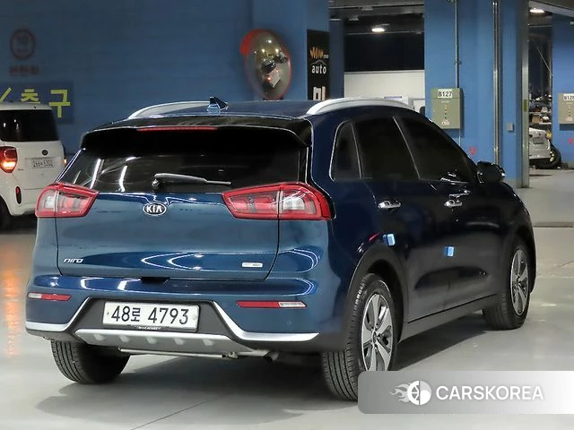 Kia Niro id 3982225 из Кореи 12