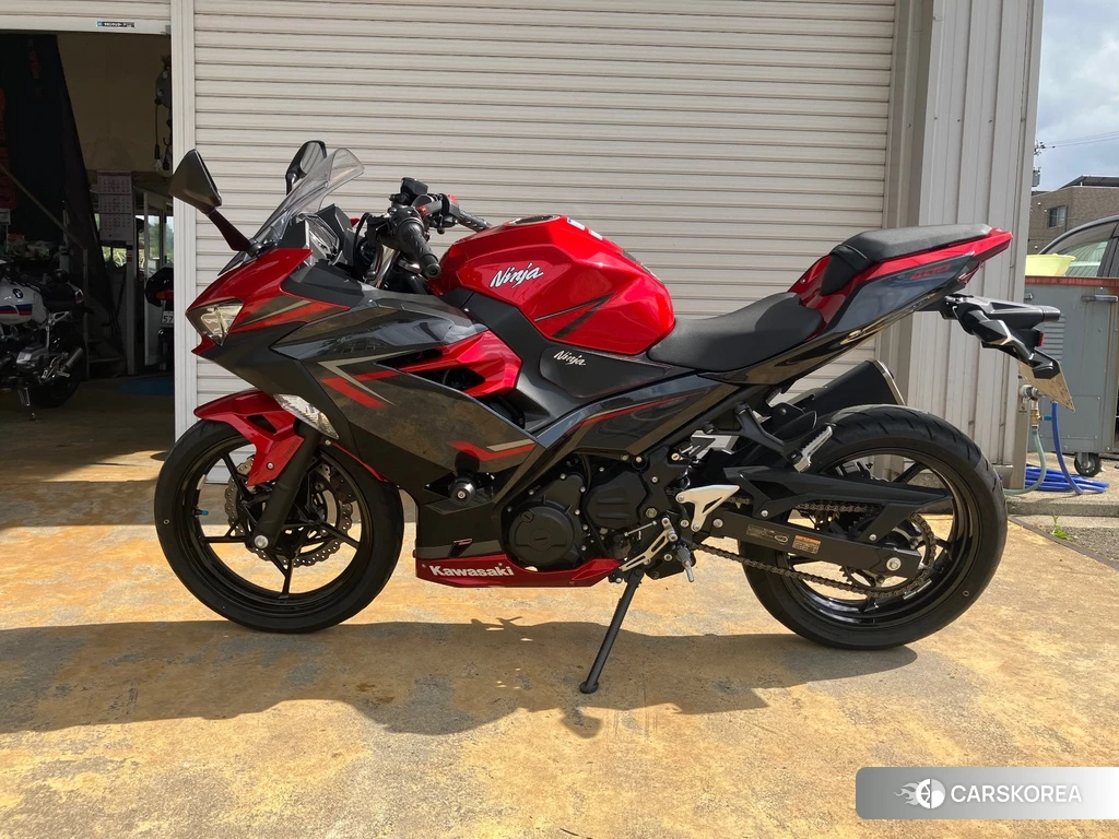 Проданный Kawasaki Ninja 400-2 2019 из Японии