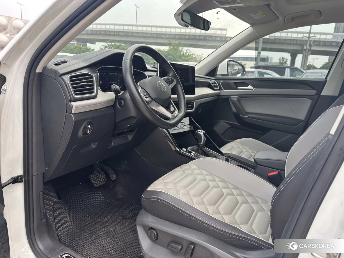 Volkswagen Tanyue 2023 Белый из Китая, фото 4