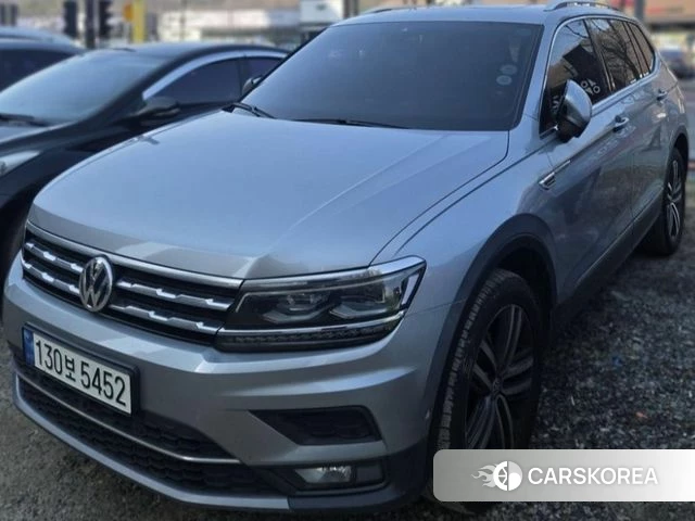 Volkswagen Tiguan Allspace 2020 Серый из Кореи, фото 2