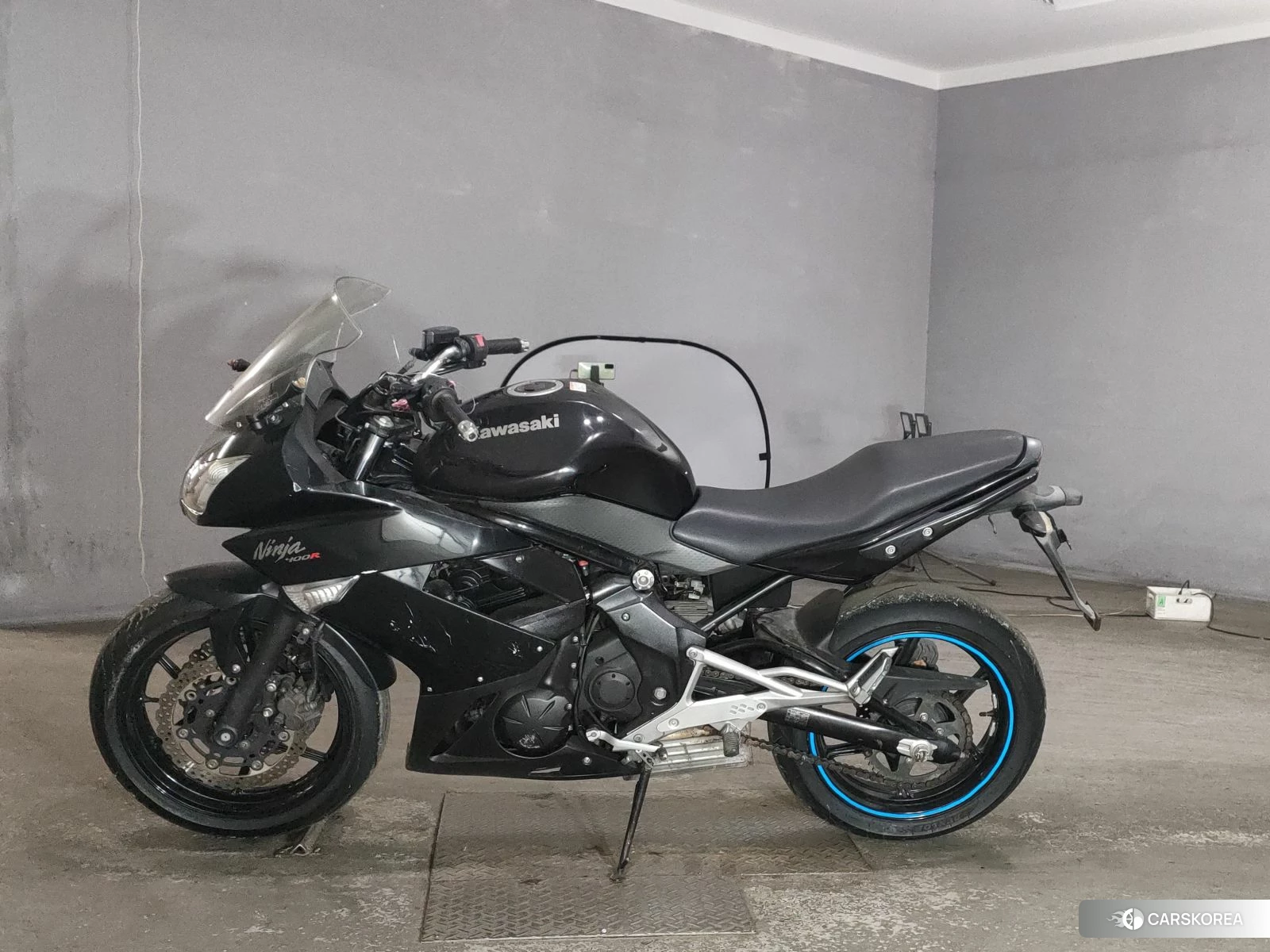 Проданный Kawasaki NINJA 400R 2011 из Японии, фото 2