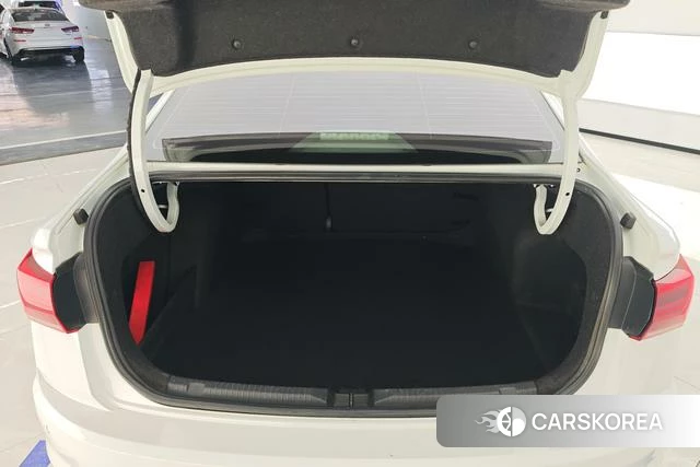 Volkswagen Bora id 4212408 из Китая 9