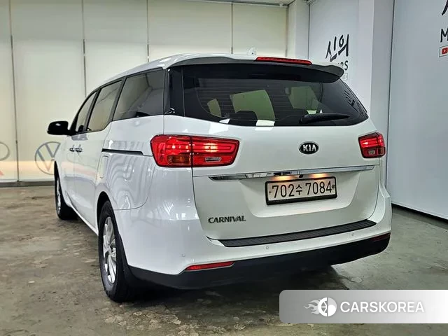 Kia The New Carnival id 3407468 из Кореи 12
