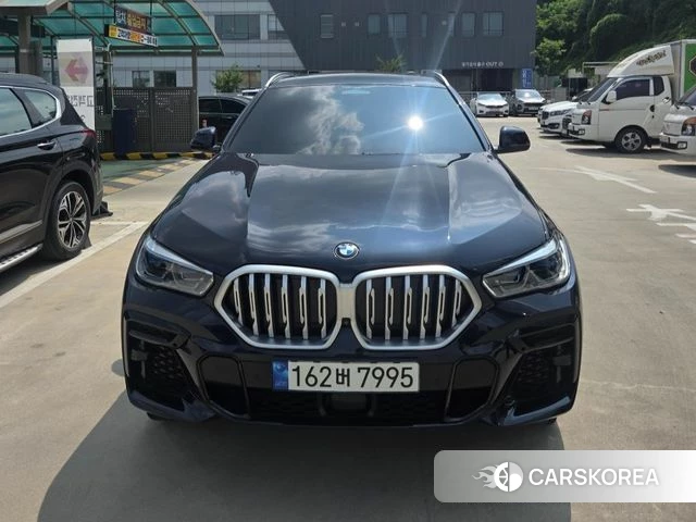 BMW X6 (G06) 2022 Черный из Кореи, фото 2