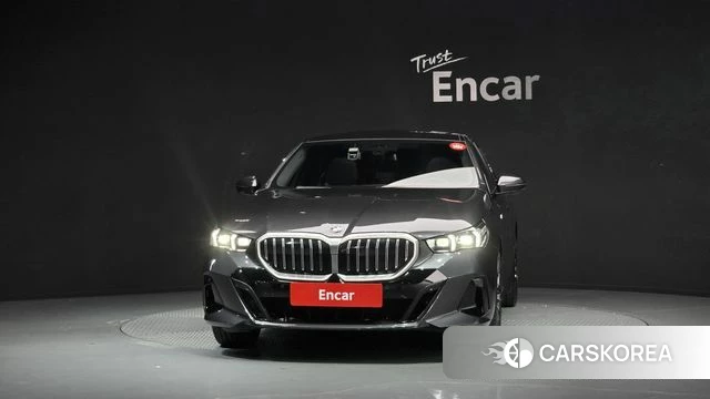 BMW 5 Series (G60) id 4783310 из Кореи 12