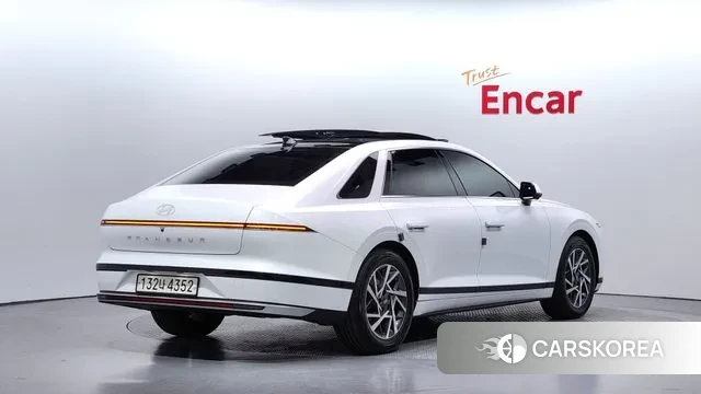 Hyundai Grandeur (GN7) id 3452422 из Кореи 12