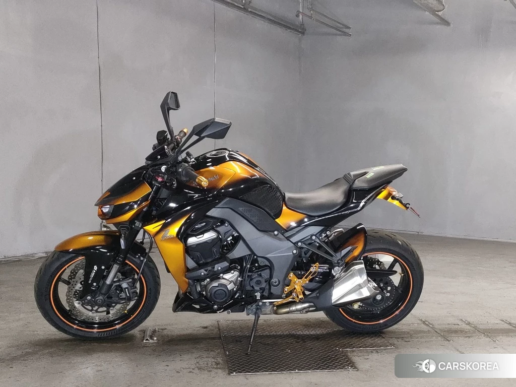 Проданный Kawasaki Z1000 2014 из Японии, фото 2